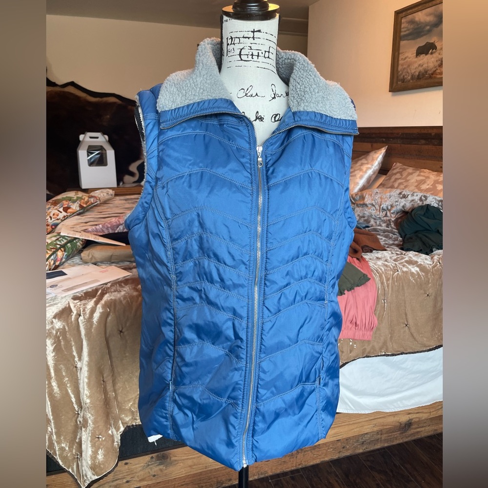 Fleece collar Vest